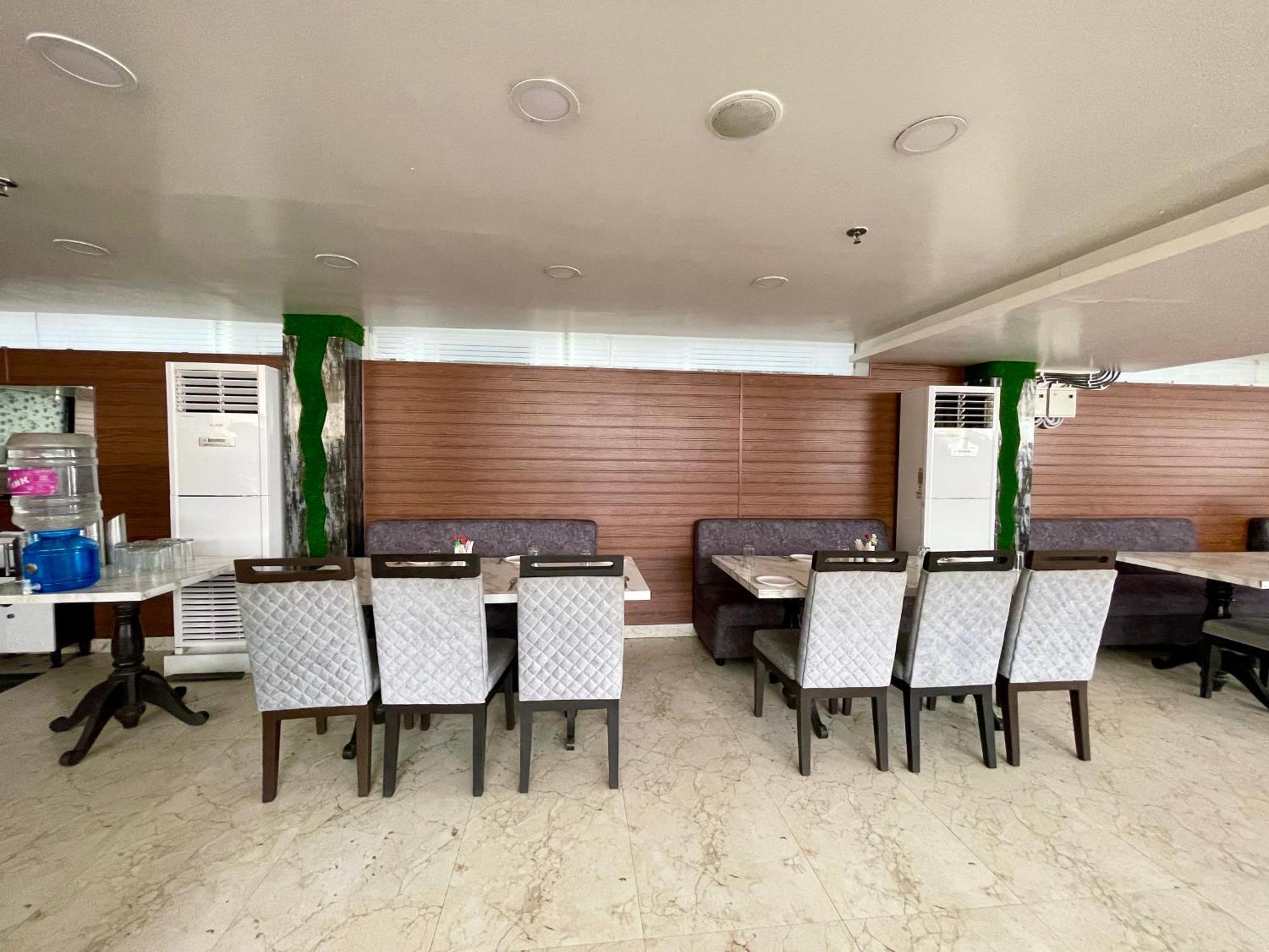 Hotel Tbs In Purî Extérieur photo