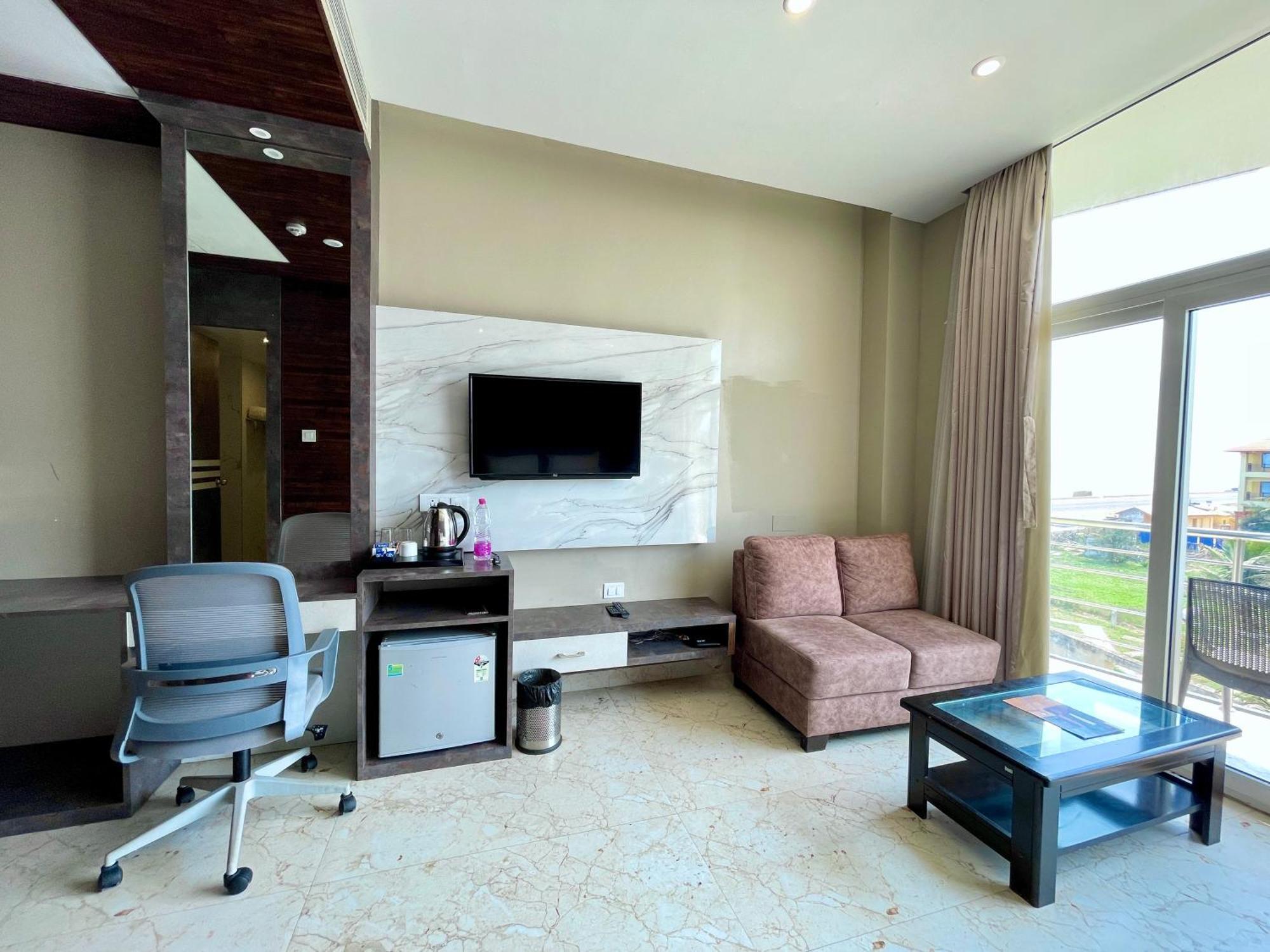 Hotel Tbs In Purî Extérieur photo