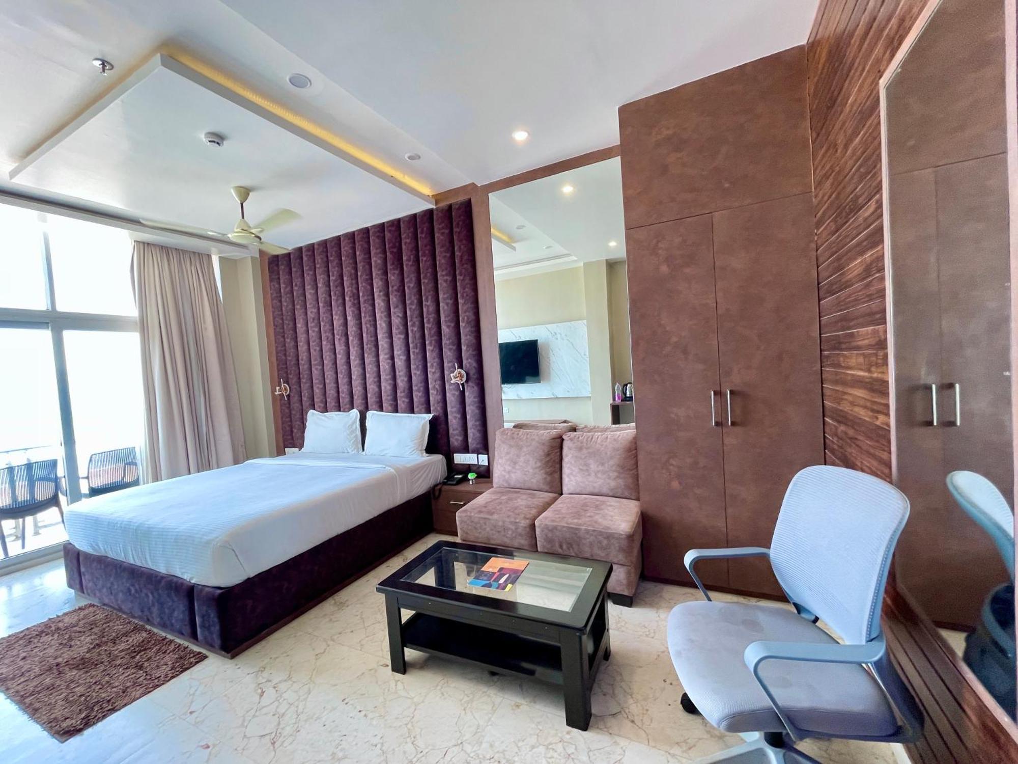 Hotel Tbs In Purî Extérieur photo