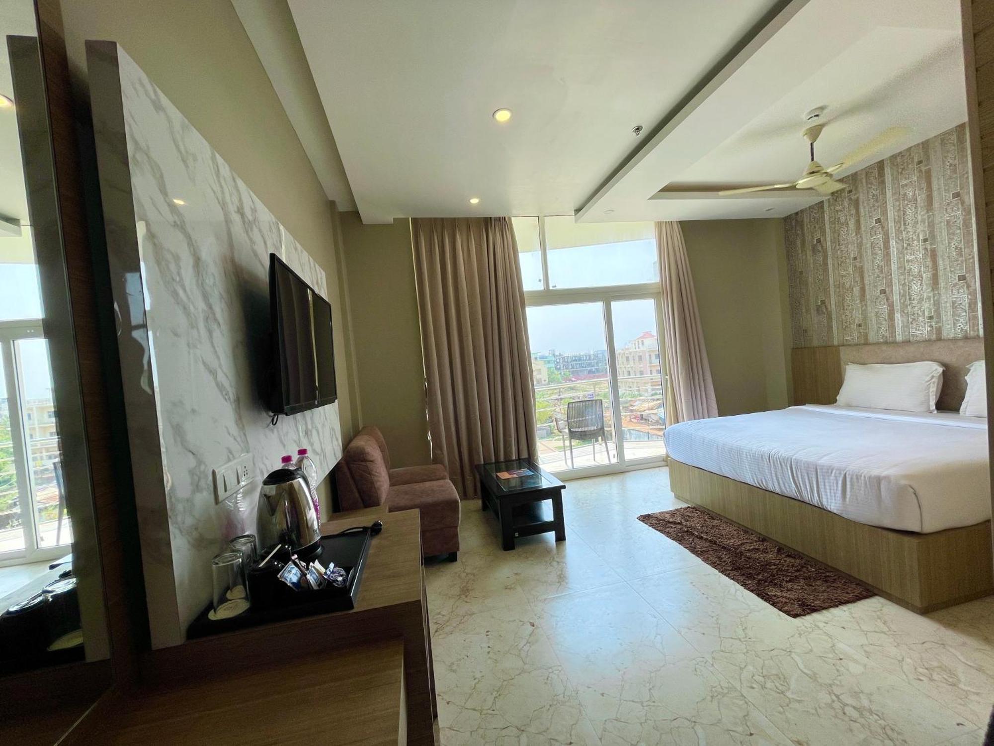 Hotel Tbs In Purî Extérieur photo
