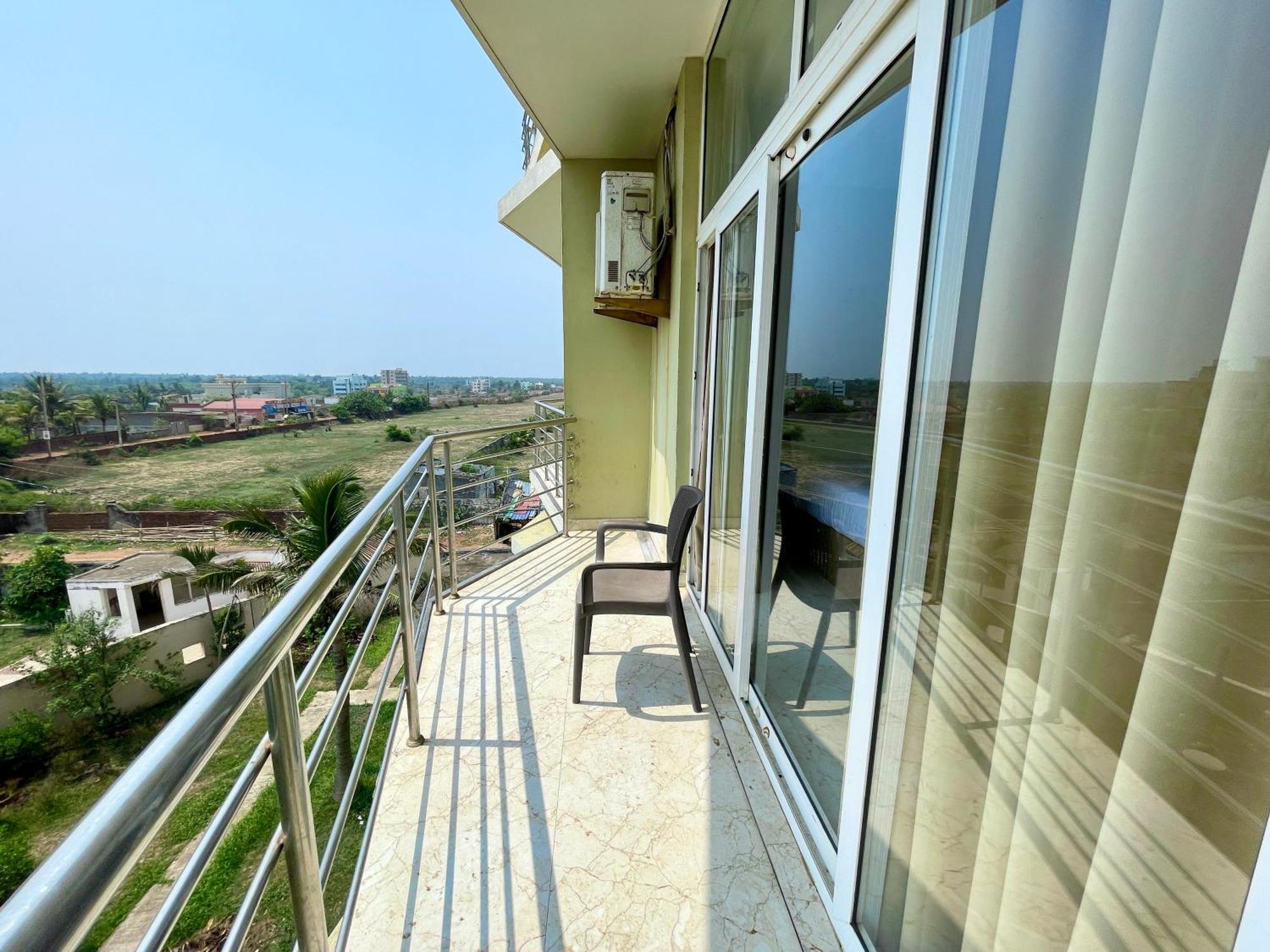 Hotel Tbs In Purî Extérieur photo